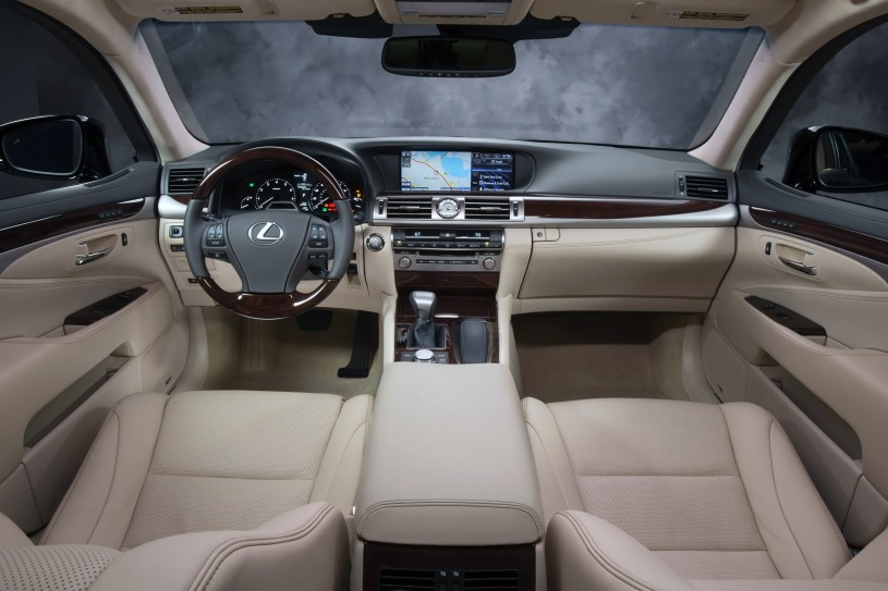 nội thất Lexus LS460L 2017