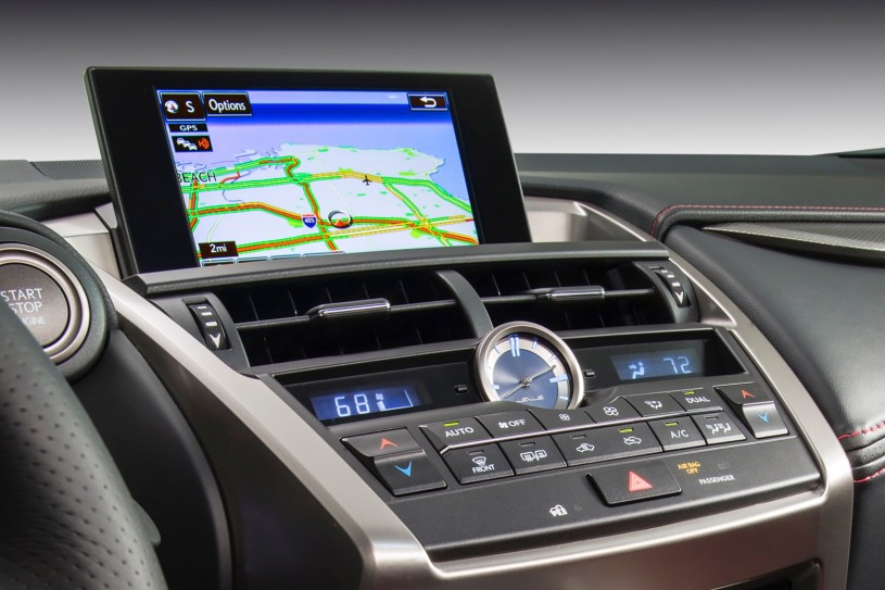 hệ thống giải trí trên Lexus NX200T 2017
