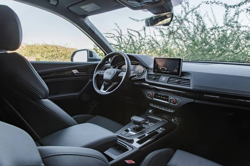 nội thất Audi Q5