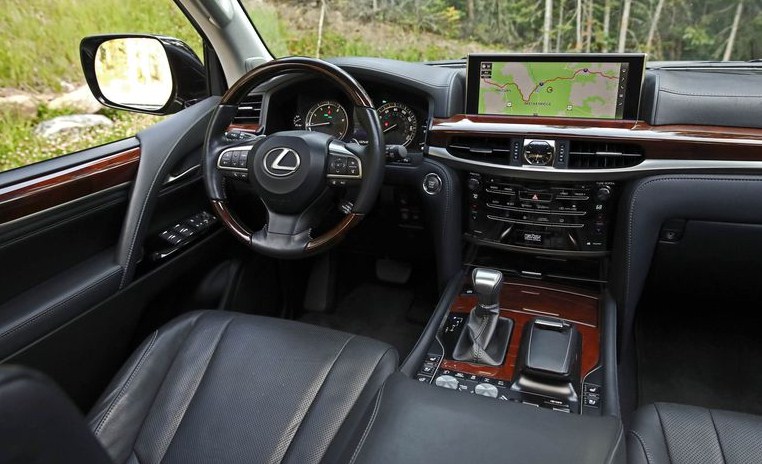 nội thất sang trọng bọc da cao cấp Lexus LX570 2018