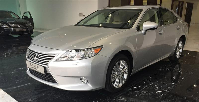 Bảng giá Lexus ES350 lướt qua các đời
