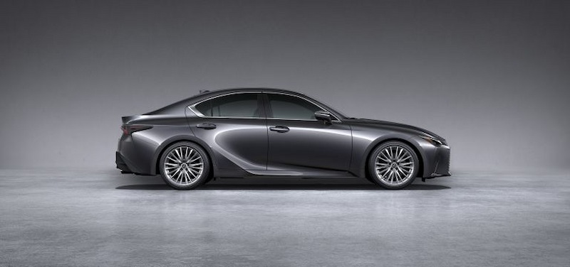 Lexus IS300 là mẫu xe có giá bán phù hợp với thiết kế xe Lexus IS300 là mẫu xe có giá bán phù hợp với thiết kế xe