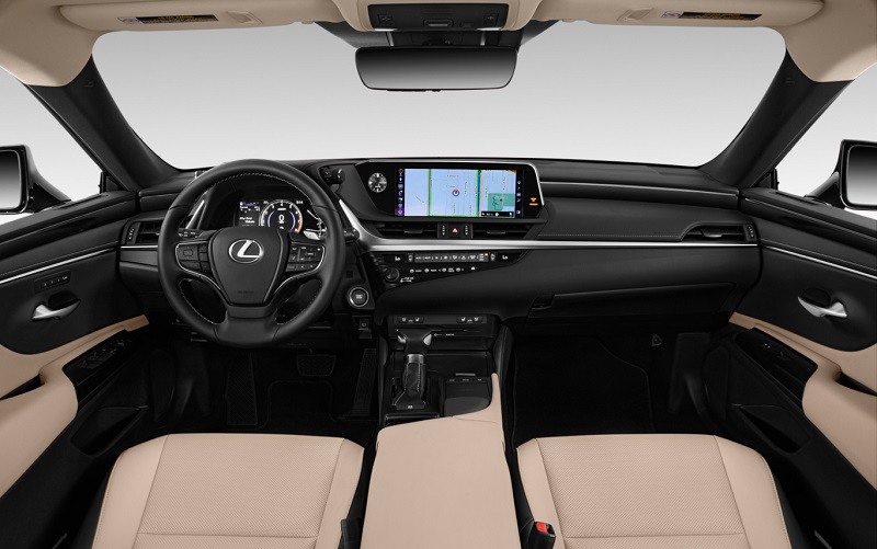 Nội thất Lexus ES 250 khá rộng rãi, tạo cảm giác thoải mái cho người dùng