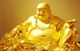 5 Mẫu Tượng Phật Di Lặc Để Xe Ô Tô Đẹp, Mang Tới Nhiều May Mắn