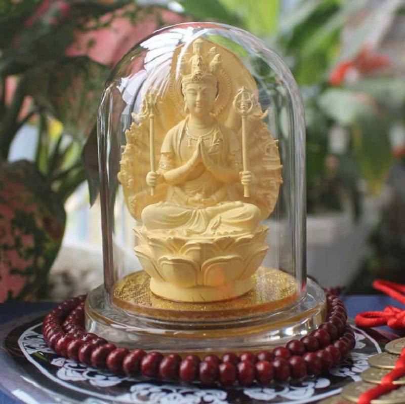 Tượng Phật bằng kim sa
