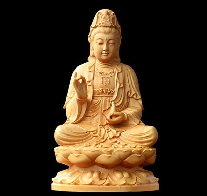 Tượng Phật Quan Âm bằng gỗ để xe ô tô