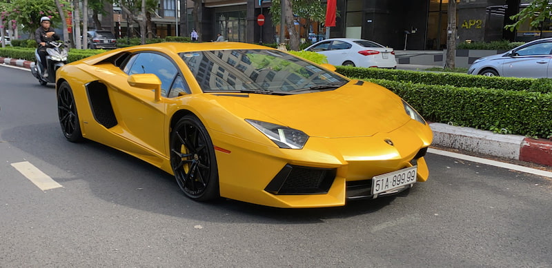 Lamborghini là hãng xe thể thao cao cấp đến từ Ý được giới thượng lưu yêu thích
