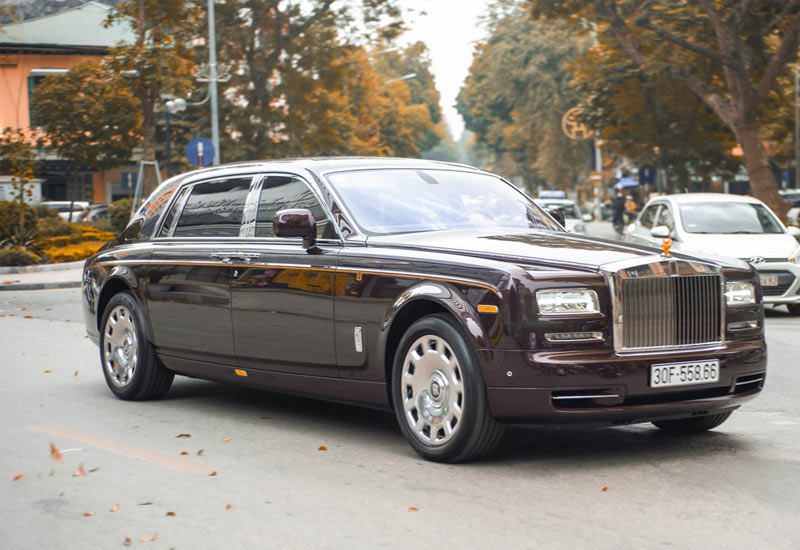 Rolls-Royce Phantom Hòa Bình Vinh Quang quý phái và đẳng cấp