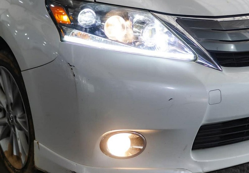 Chiếc Lexus sau khi độ đèn pha/cos