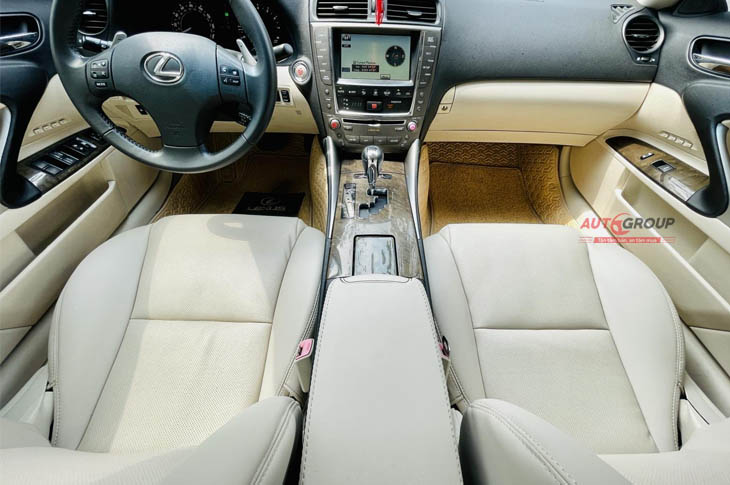 Đánh giá tổng quan nội ngoại thất Lexus IS 250 2018  Blog Xe Hơi Carmudi