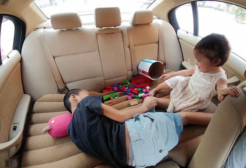 Độ ghế ô tô thành giường rất phù hợp với các dòng xe gia đình